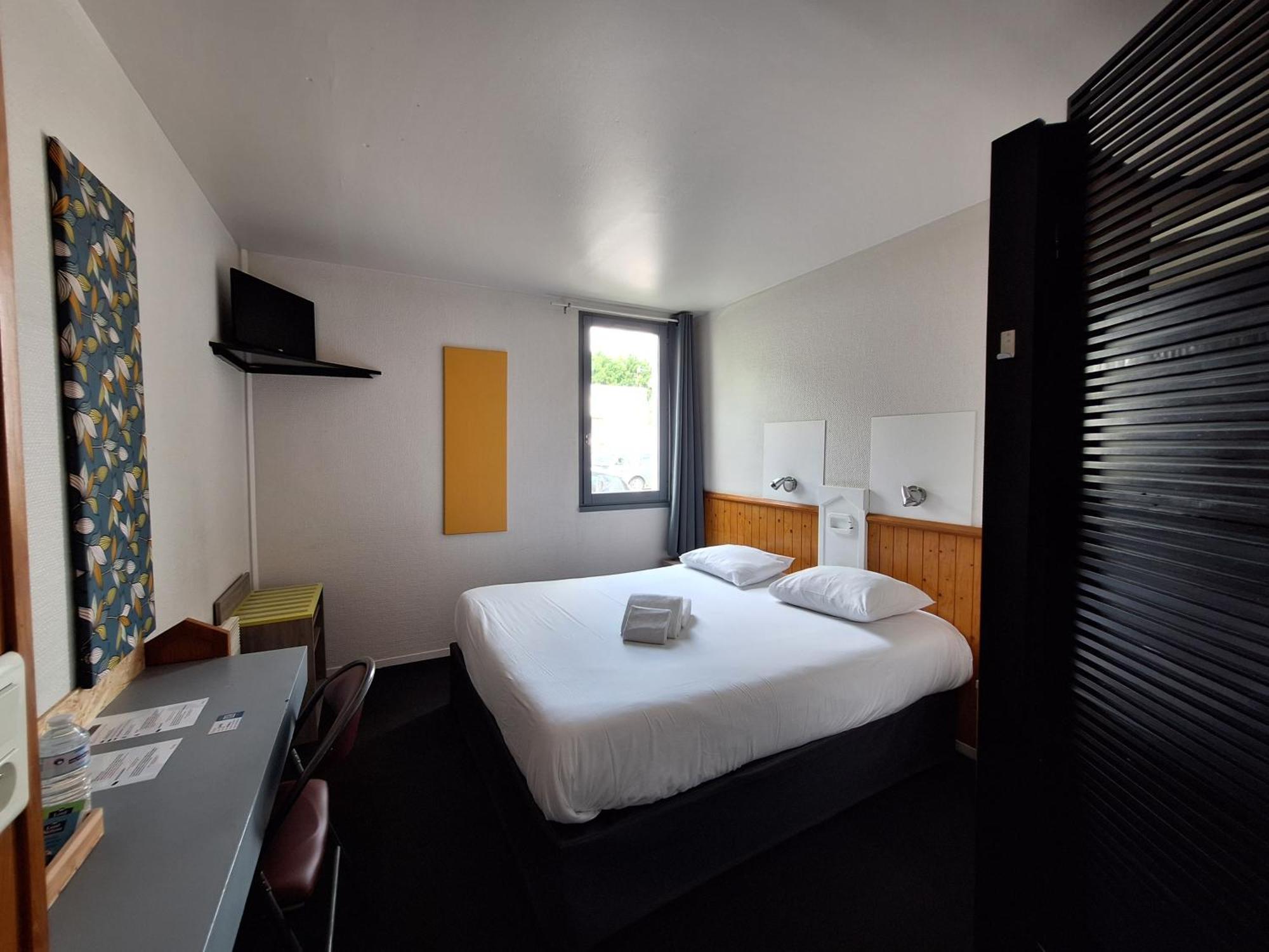 Escale Kennedy Hotel Merignac  Exterior photo